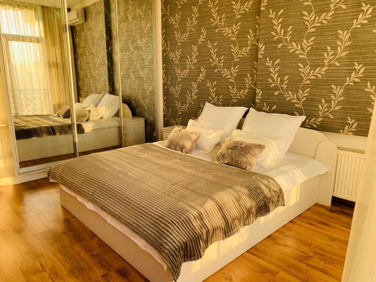 Arkadia Palace 2Bd Apartment Одесса Экстерьер фото